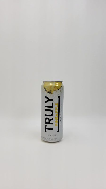 Truly Hard Seltzer Pineapple 24oz can