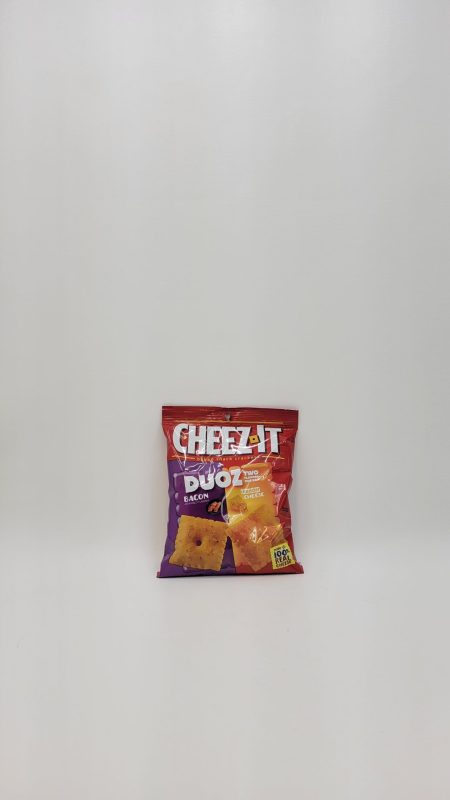 Cheez-It Duoz Bacon & Cheddar Crackers